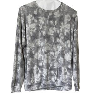 Athleta gray camo long sleeve sweatshirt
